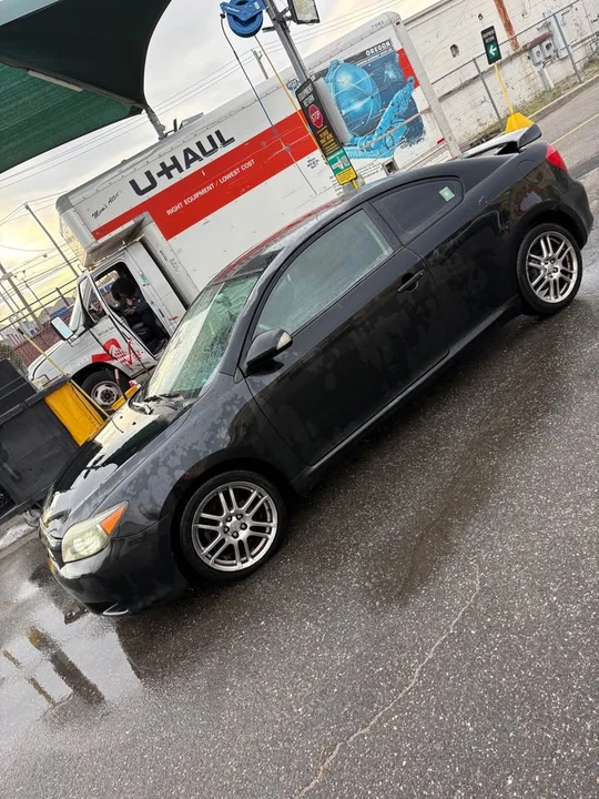 2006 Scion tC - Image 2 of 12