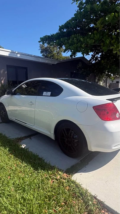 2006 Scion tC - Image 2 of 3