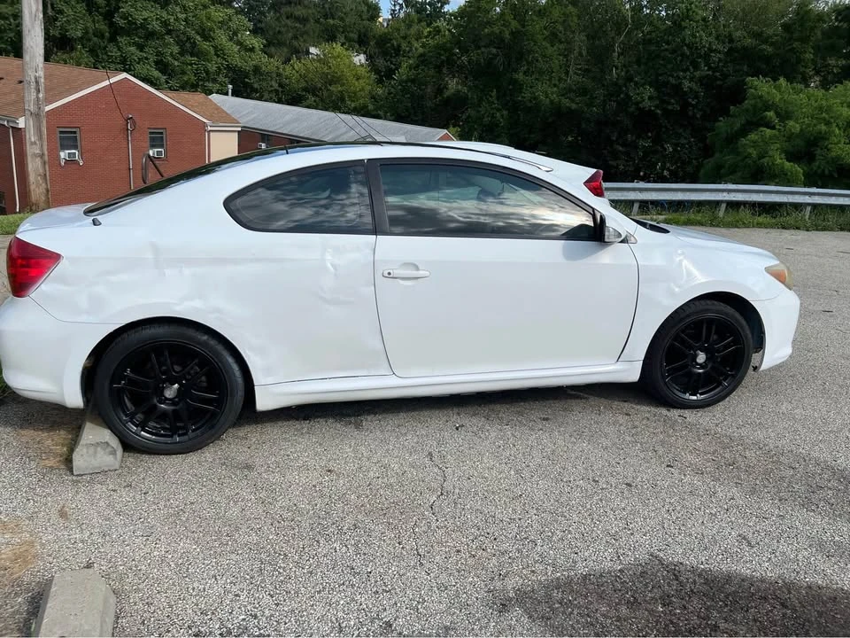 2006 Scion tC - Image 9 of 14