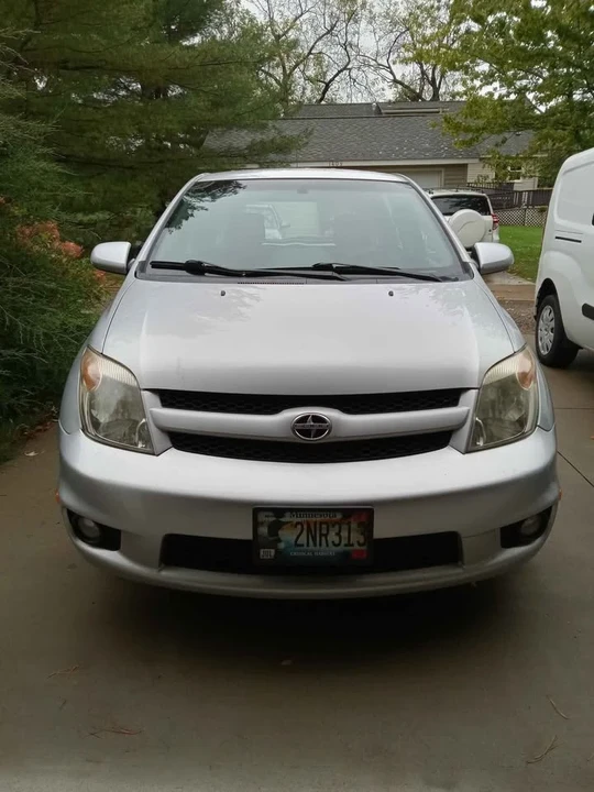 2006 Scion xA - Image 4 of 10