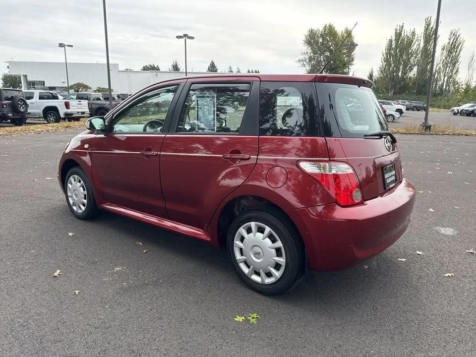 2006 Scion xA - Image 4 of 9
