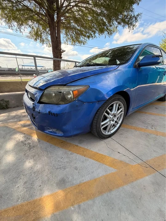 2006 Scion tC - Image 2 of 5