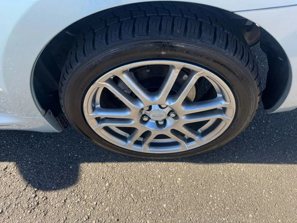2006 Scion tC - Image 10 of 19