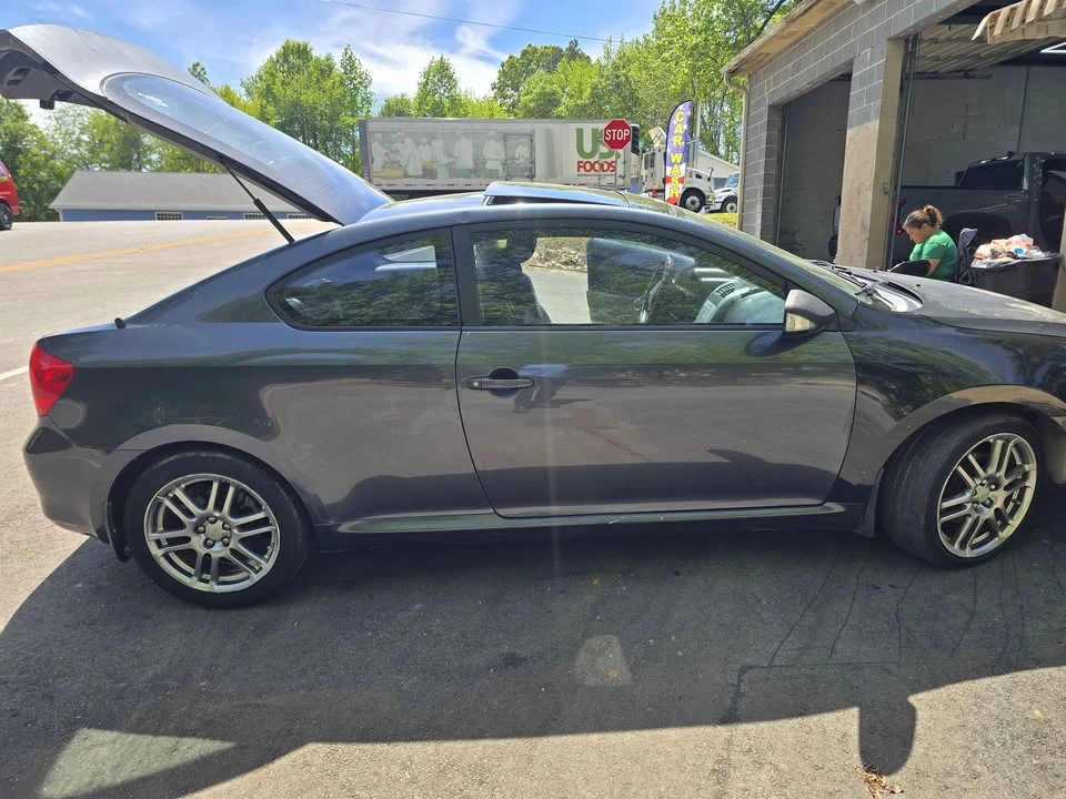 2006 Scion tC - Image 6 of 9