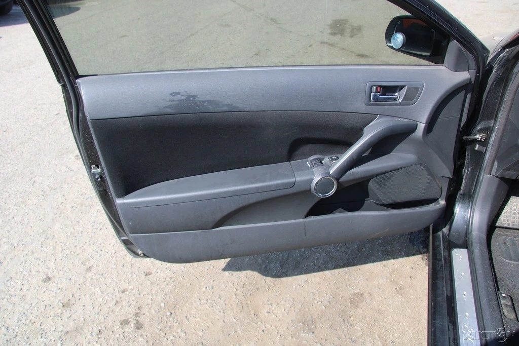 2006 Scion tC - Image 13 of 21