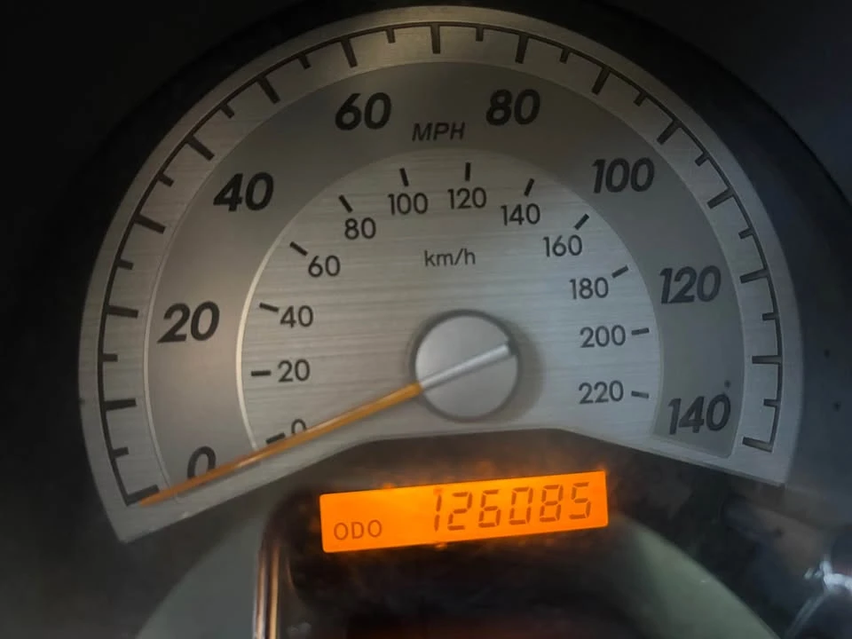2006 Scion tC - Image 10 of 21