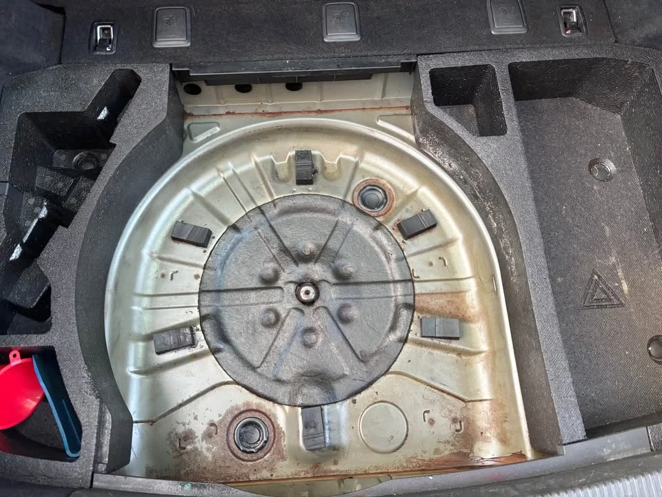 2006 Scion tC - Image 13 of 21
