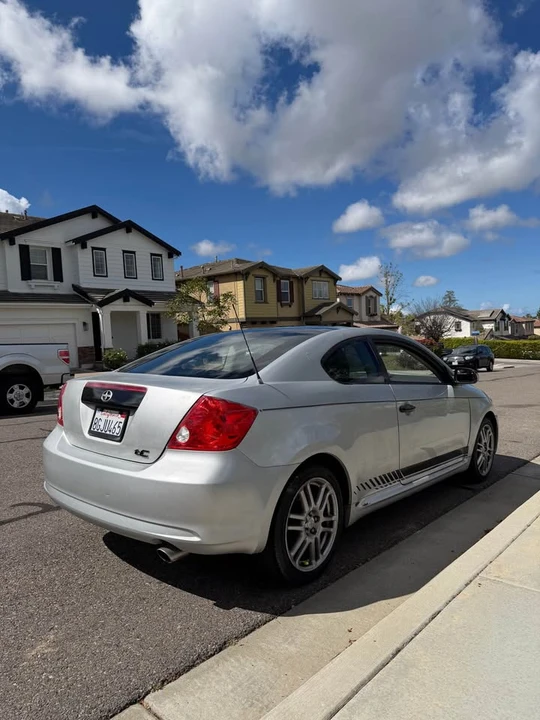 2006 Scion tC - Image 2 of 10