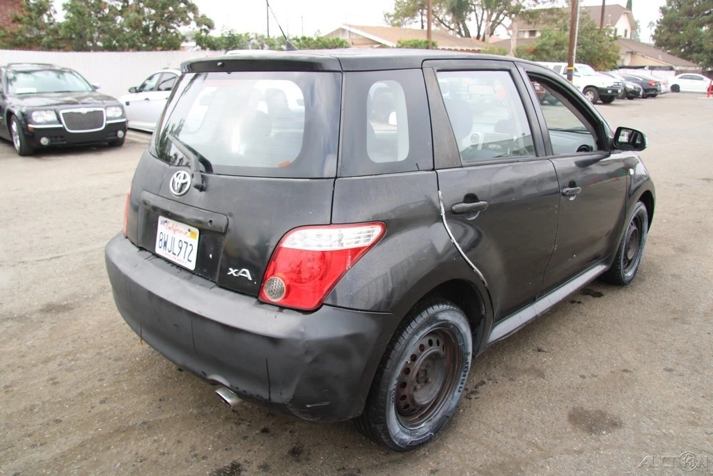 2006 Scion xA - Image 6 of 21