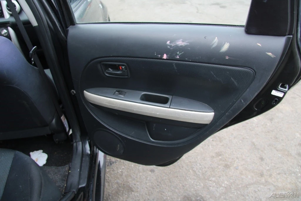 2006 Scion xA - Image 20 of 21