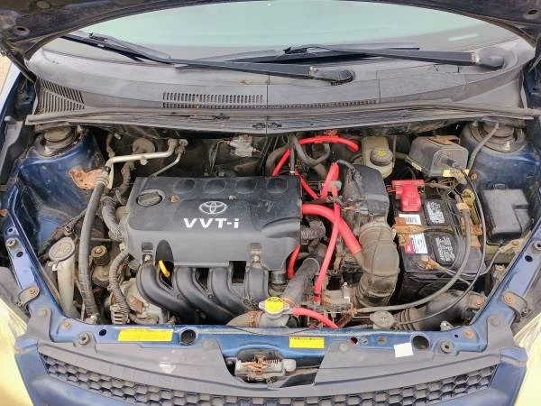 2006 Scion xA - Image 6 of 7
