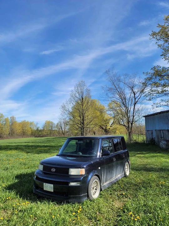 2006 Scion xB - Image 2 of 10