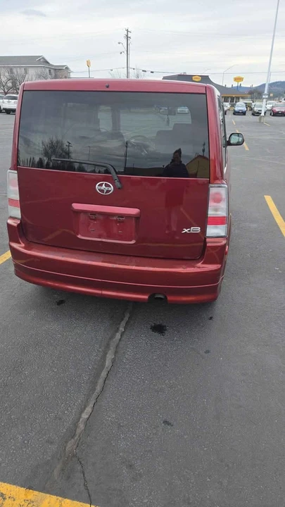 2006 Scion xB - Image 5 of 5