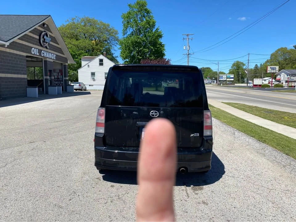 2006 Scion xB - Image 4 of 13