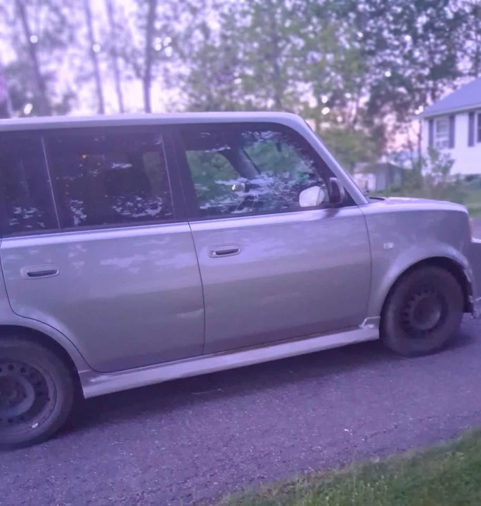 2006 Scion xB - Image 2 of 7