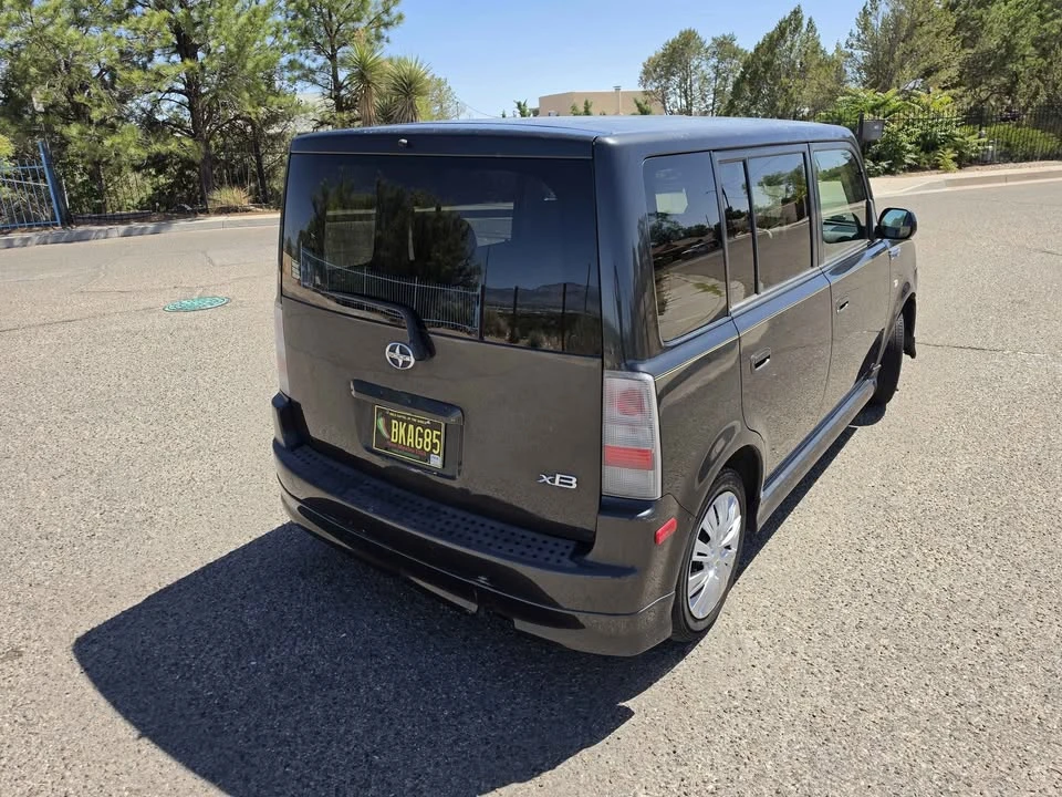 2006 Scion xB - Image 2 of 11