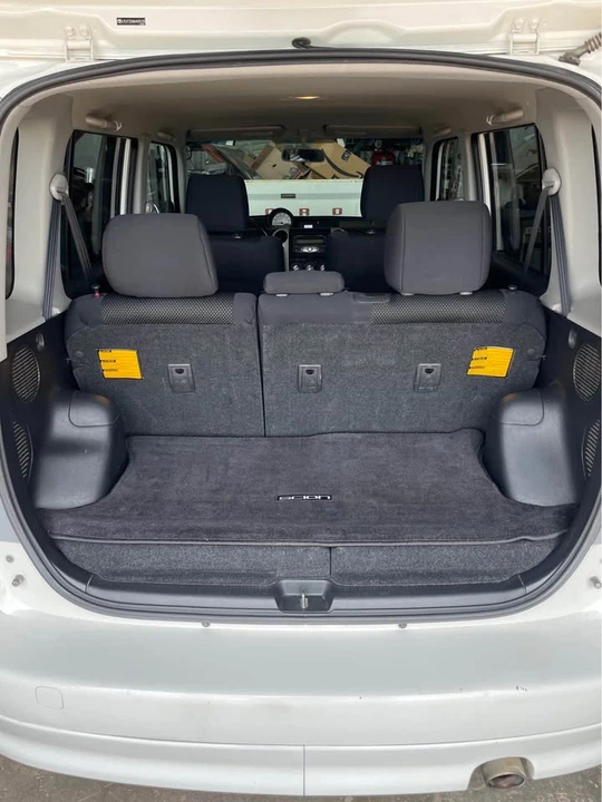 2006 Scion xB - Image 9 of 10