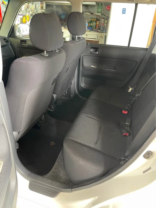 2006 Scion xB - Image 7 of 10