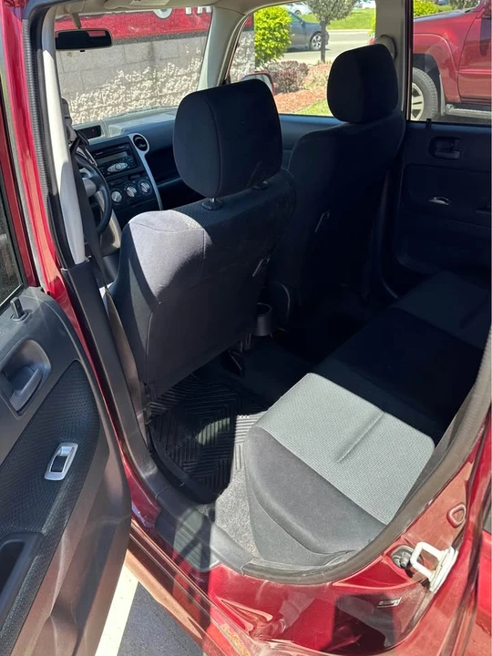 2006 Scion xB - Image 11 of 11