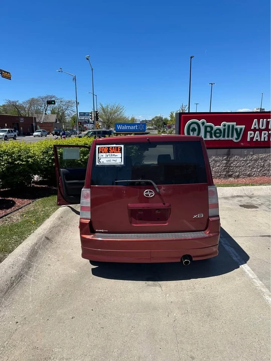2006 Scion xB - Image 8 of 11