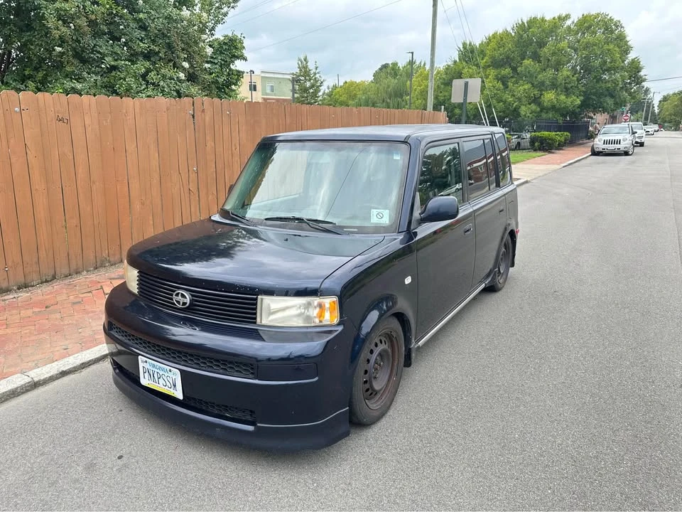 2006 Scion xB - Image 8 of 18
