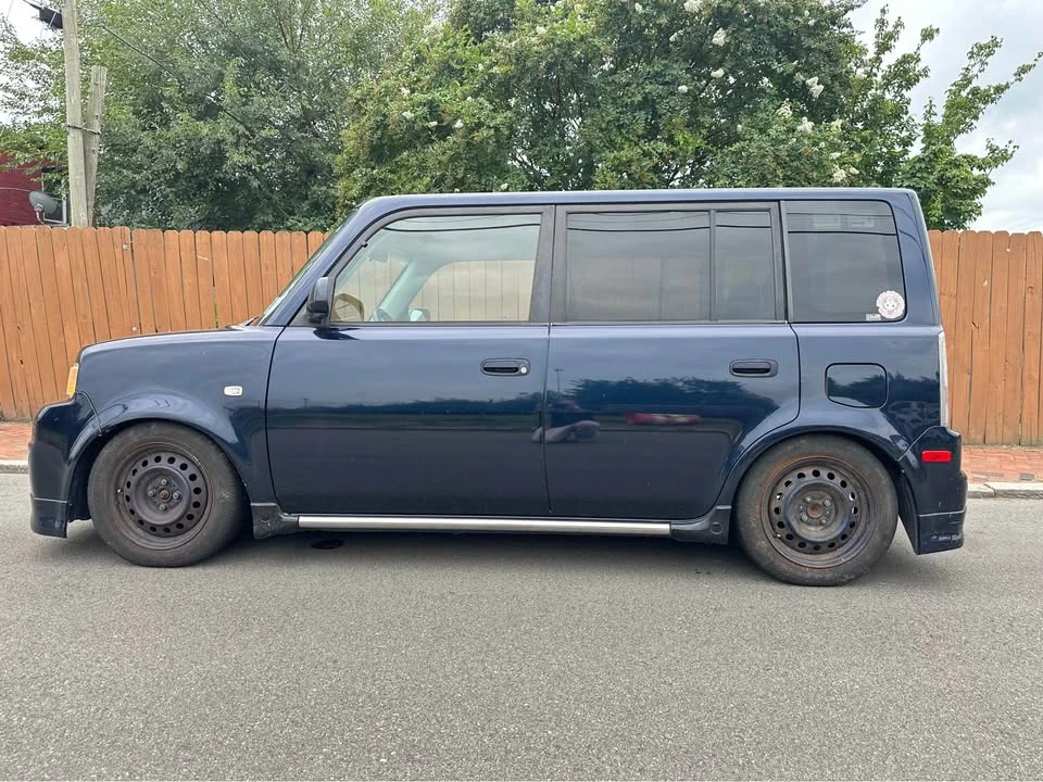 2006 Scion xB - Image 7 of 18