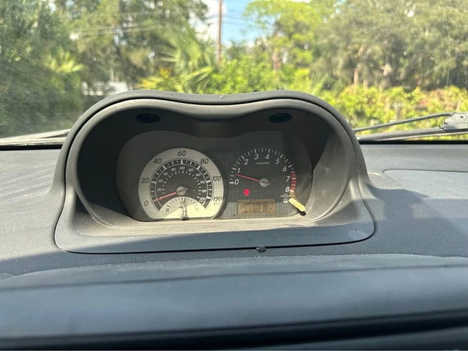 2006 Scion xA - Image 16 of 18
