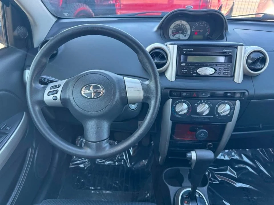 2006 Scion xA - Image 16 of 18