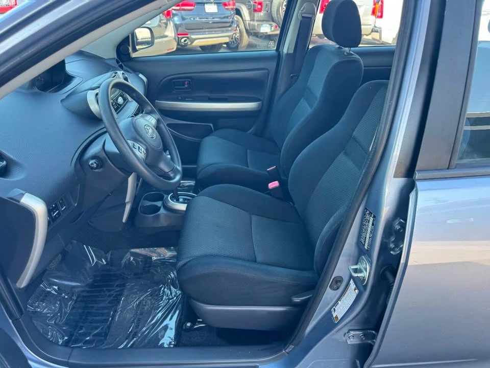 2006 Scion xA - Image 11 of 18