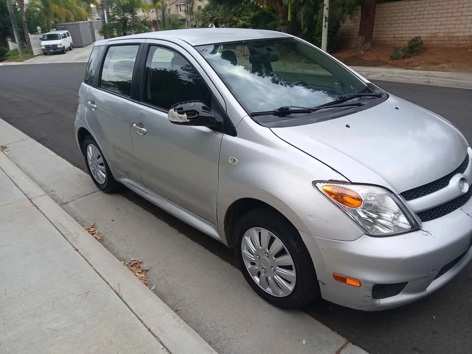 2006 Scion xA - Image 4 of 6