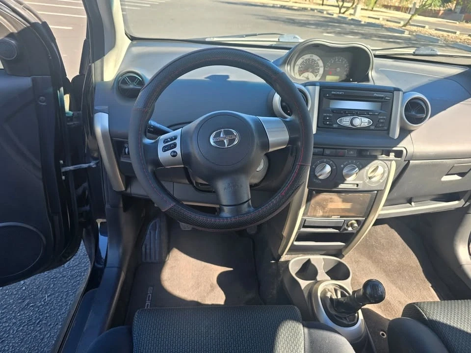 2006 Scion xA - Image 2 of 20