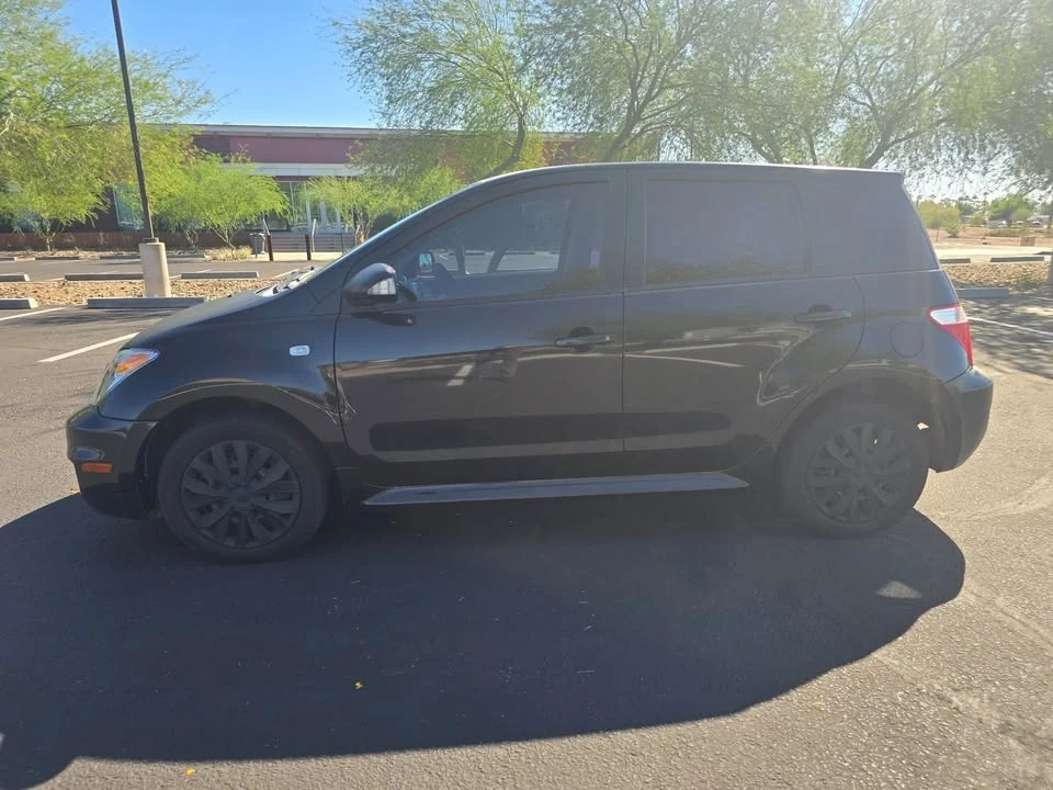 2006 Scion xA - Image 19 of 20