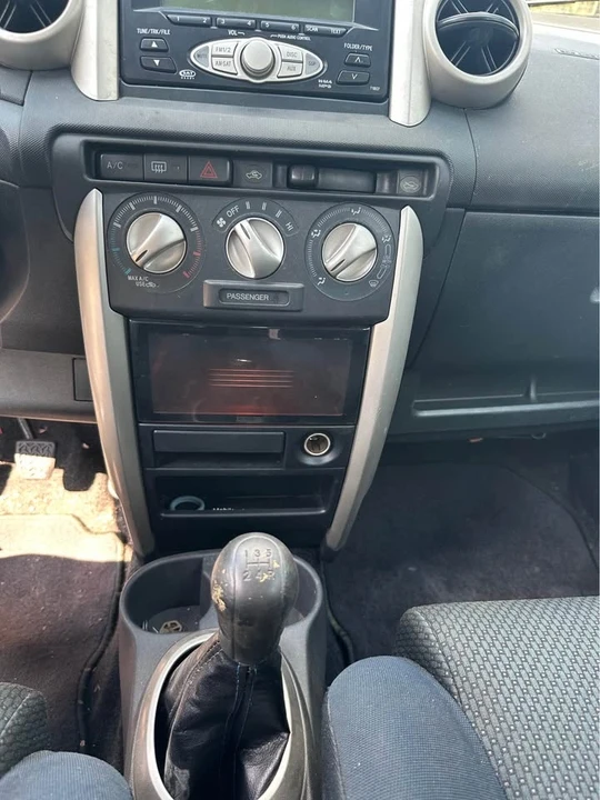 2006 Scion xA - Image 17 of 18