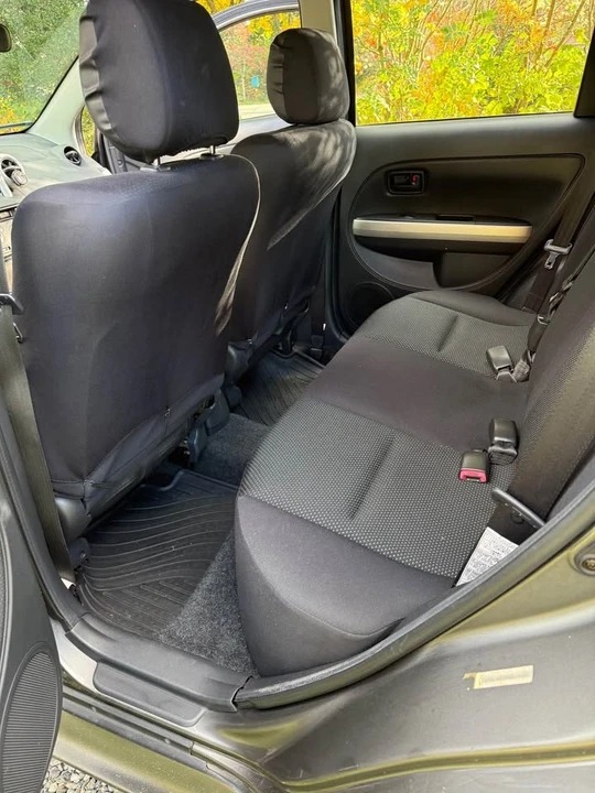 2006 Scion xA - Image 5 of 11