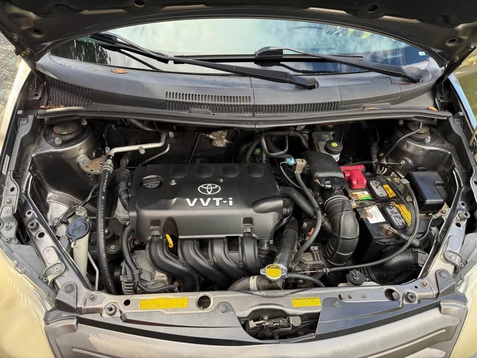 2006 Scion xA - Image 11 of 11