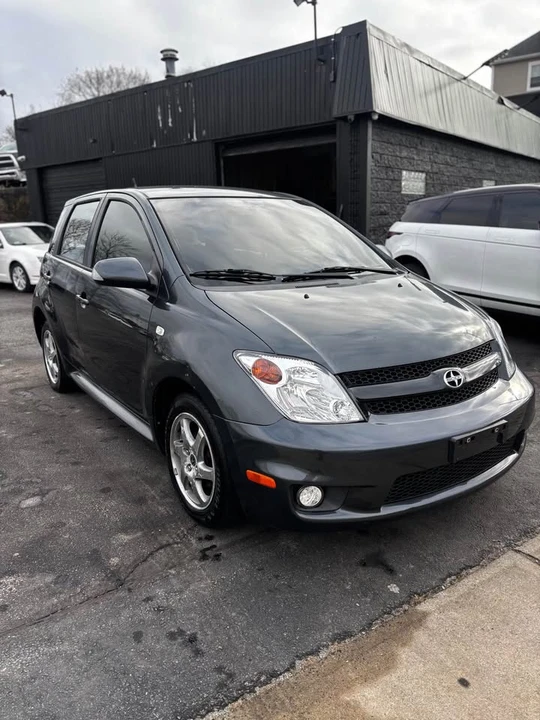 2006 Scion xA - Image 3 of 16