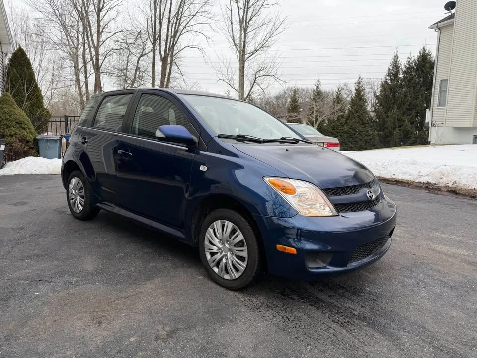 2006 Scion xA - Image 2 of 10