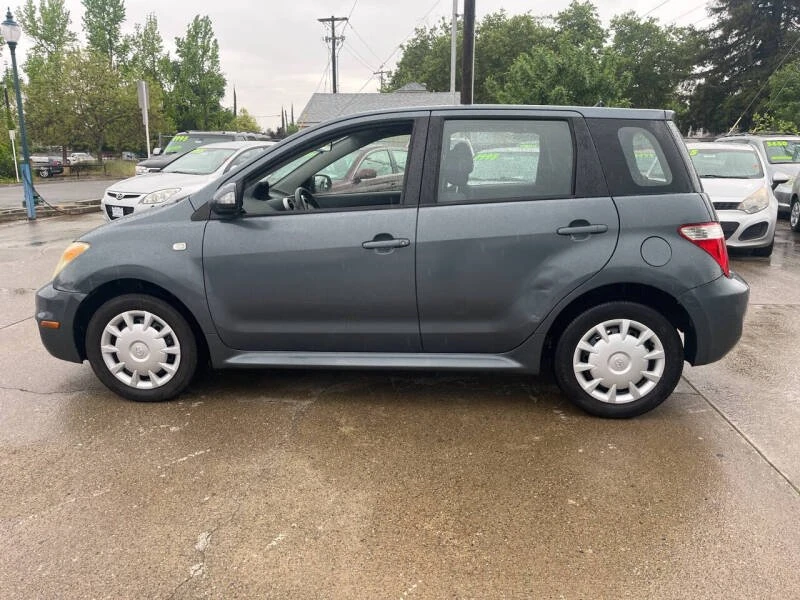 2006 Scion xA - Image 8 of 18