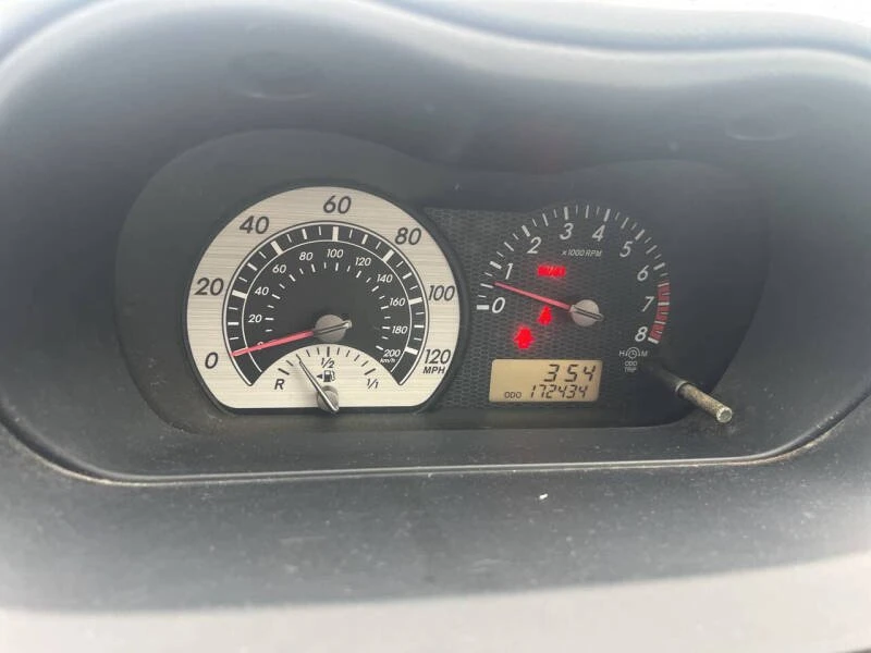 2006 Scion xA - Image 11 of 18
