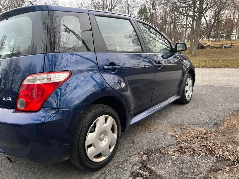 2006 Scion xA - Image 8 of 9