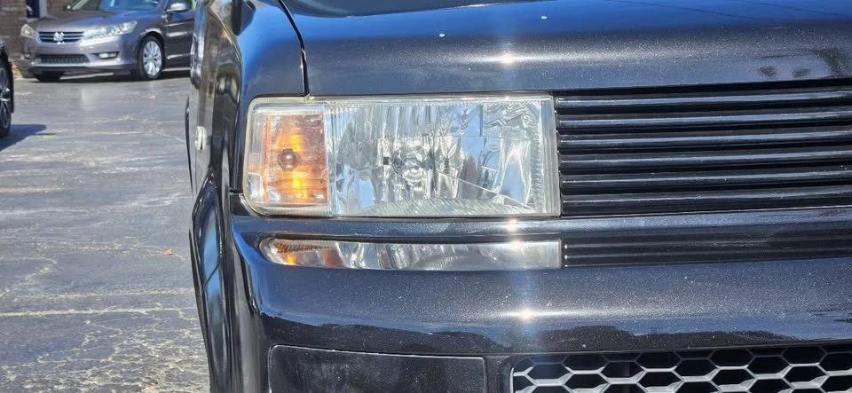 2006 Scion xB - Image 9 of 10