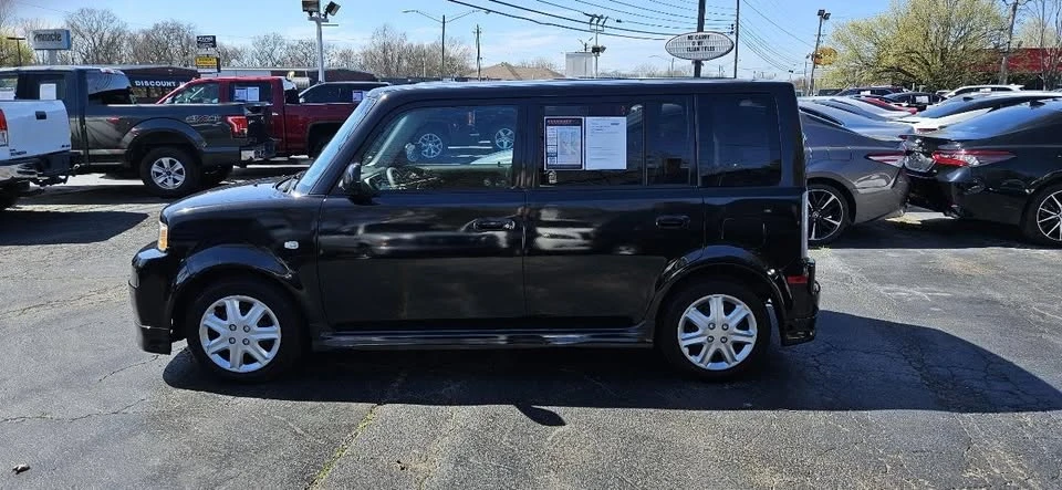 2006 Scion xB - Image 4 of 10