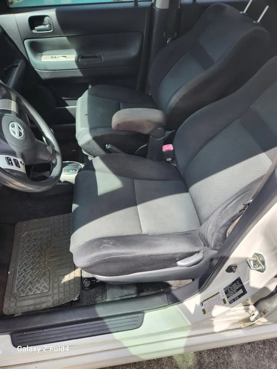 2006 Scion xB - Image 5 of 8