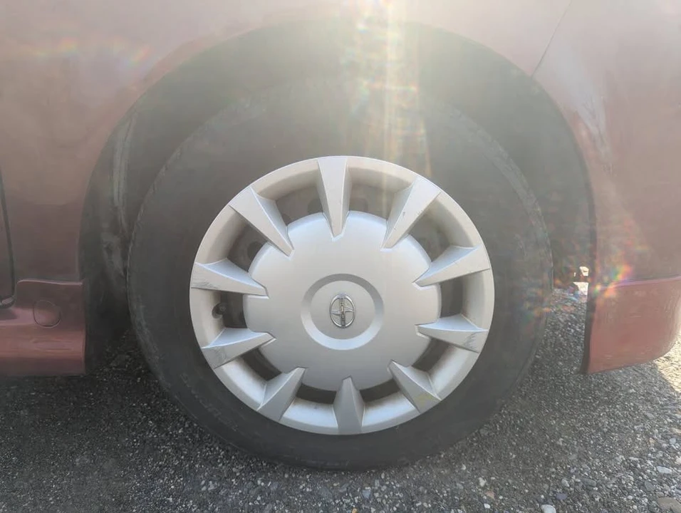 2006 Scion xB - Image 16 of 19