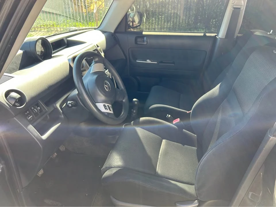 2006 Scion xB - Image 7 of 8