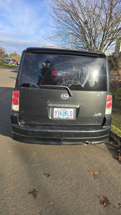 2006 Scion xB - Image 2 of 9