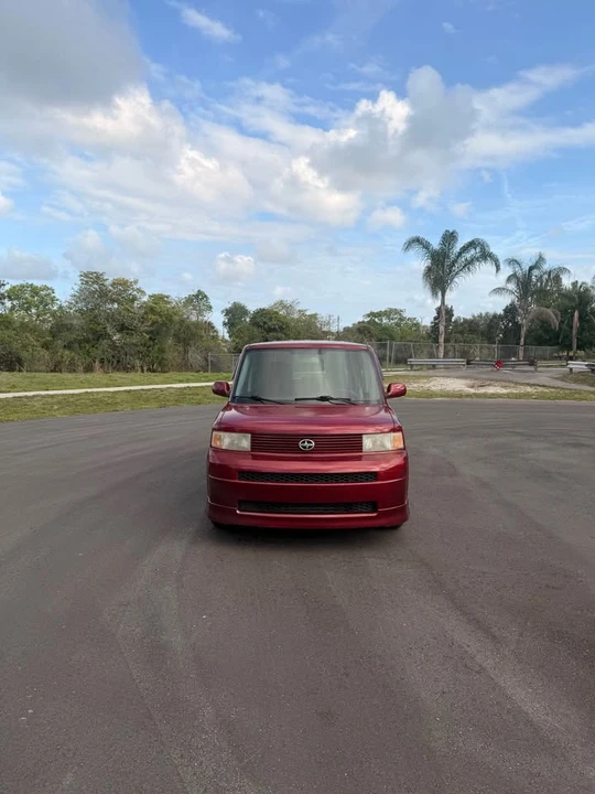 2006 Scion xB - Image 2 of 18