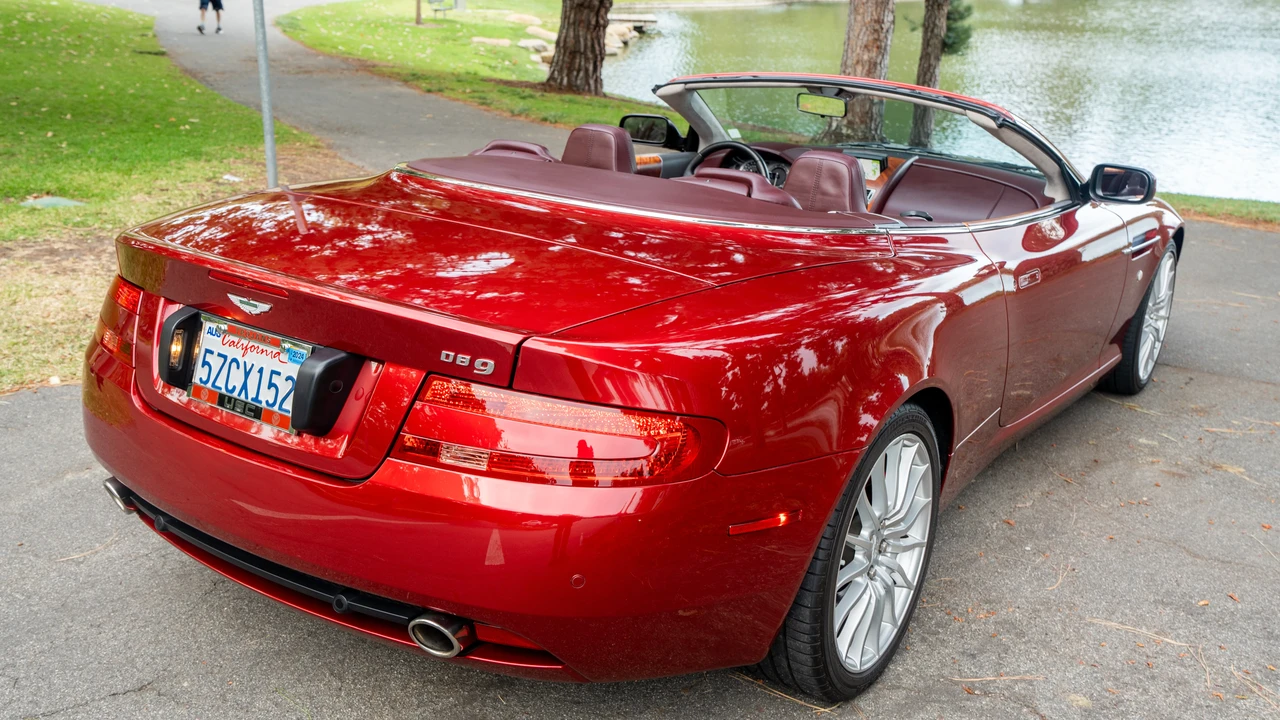 2006 Aston Martin DB9 - Image 17 of 31