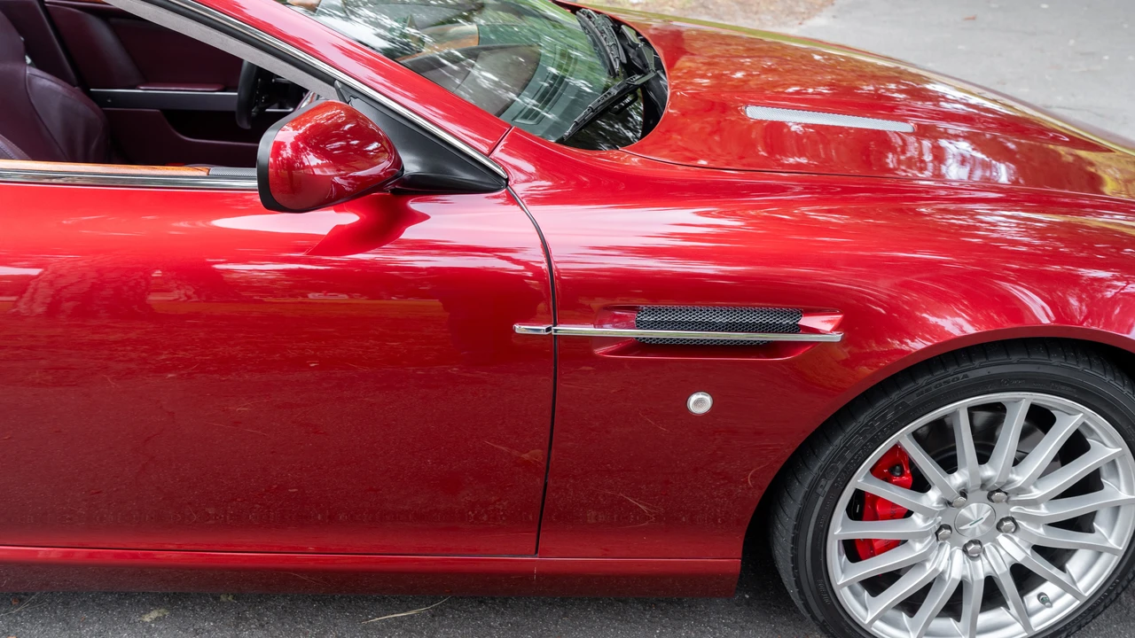 2006 Aston Martin DB9 - Image 29 of 31