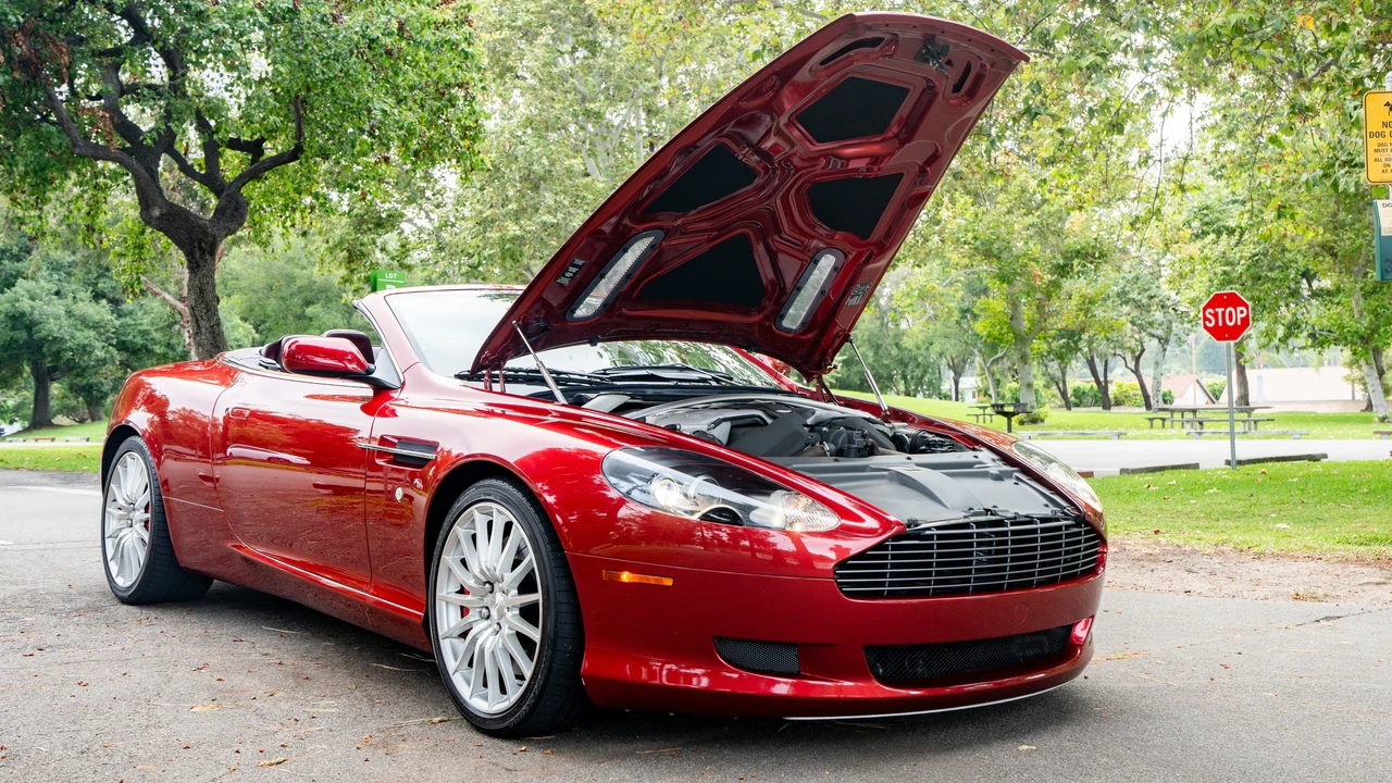 2006 Aston Martin DB9 - Image 18 of 31